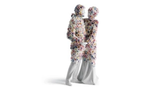Скульптура Lladro Любовь III Цветение 34 см, фарфор