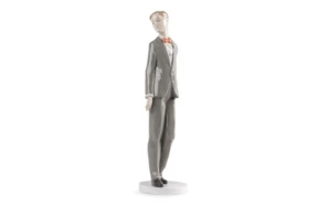 Фигурка Lladro Суженые – Жених I 29 см, фарфор