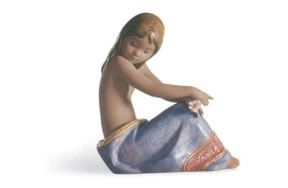 Фигурка Lladro Красавица острова 19 см, фарфор