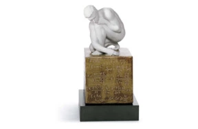 Фигурка Lladro Scientia Man 31 см, белый матовый фарфор